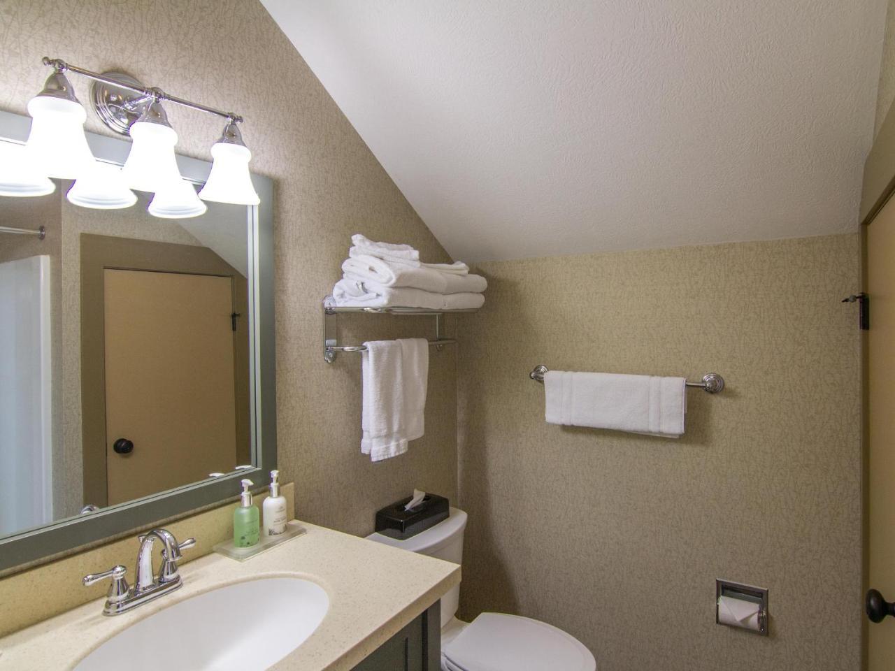 Spacious 2 Bed Condo At Crystal Mountain Resort Thompsonville Екстер'єр фото
